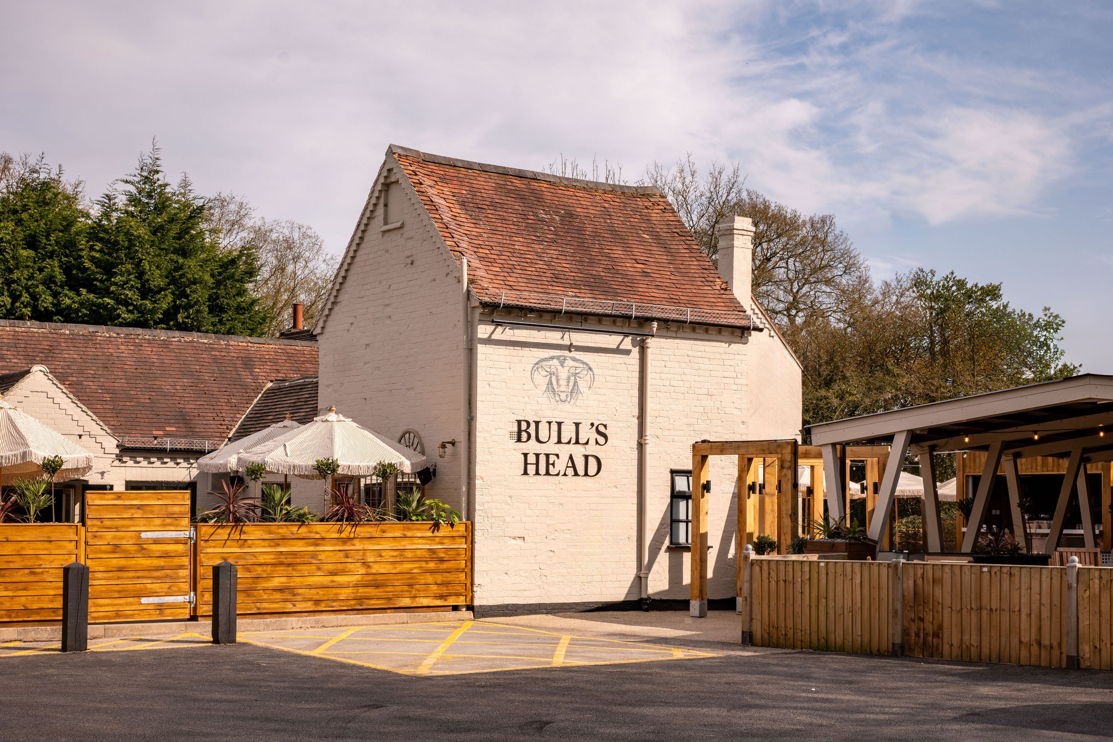 exterior of the bull's head and outside seating area