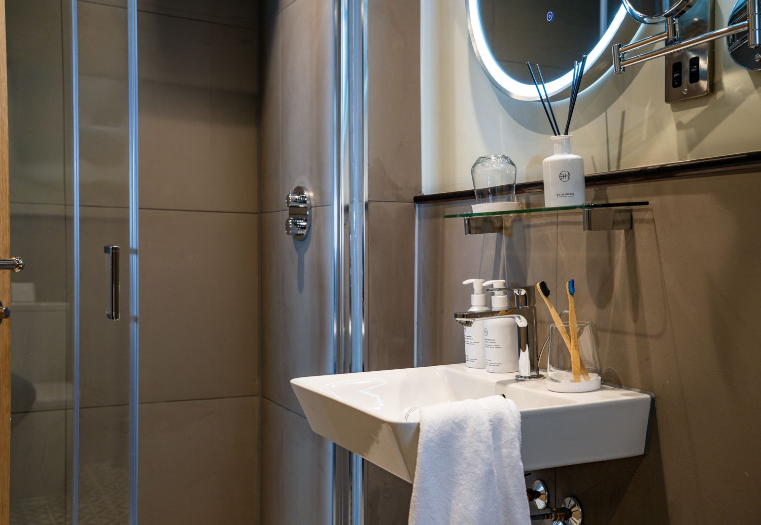 bathroom in the feature room